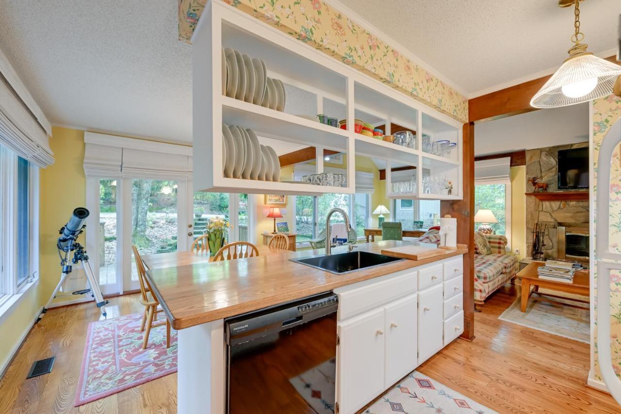 Smallwood Cute Highlands Home With Screened Porch! 외부 사진