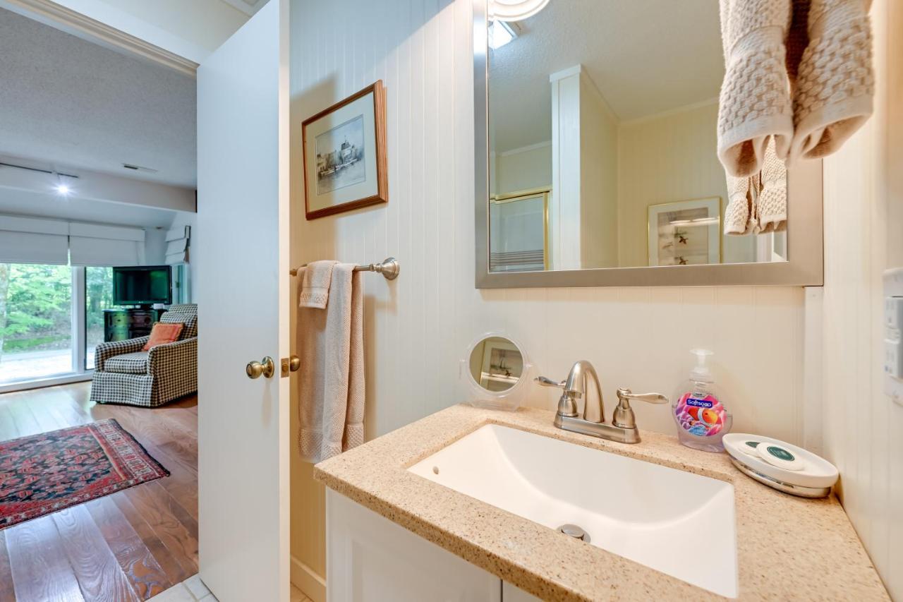 Smallwood Cute Highlands Home With Screened Porch! 외부 사진